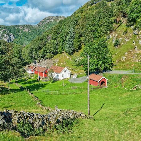 Amazing Home In Hidrasund With Wifi Eide  エクステリア 写真